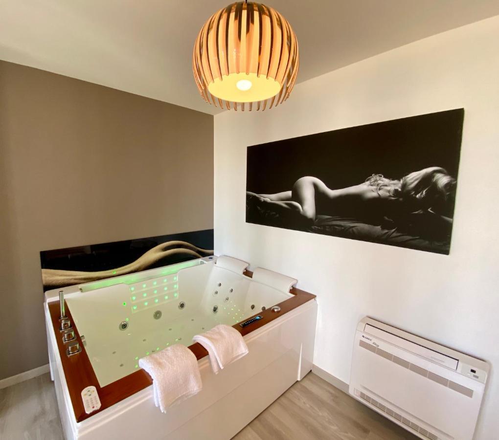 La Vague Tendresse - Vue Mer - Jacuzzi & Sauna Le Tréport Exterior foto